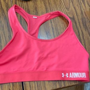 Under Armour Size Small Sports Bra
